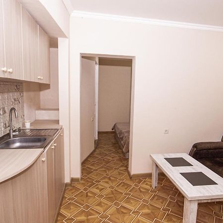 Орел Erivan Exterior foto