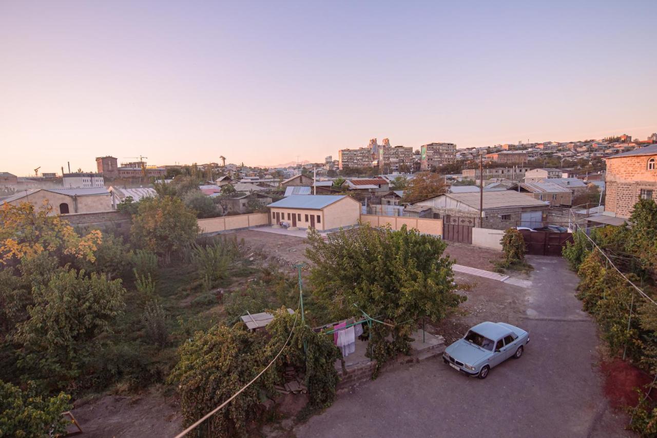 Орел Erivan Exterior foto
